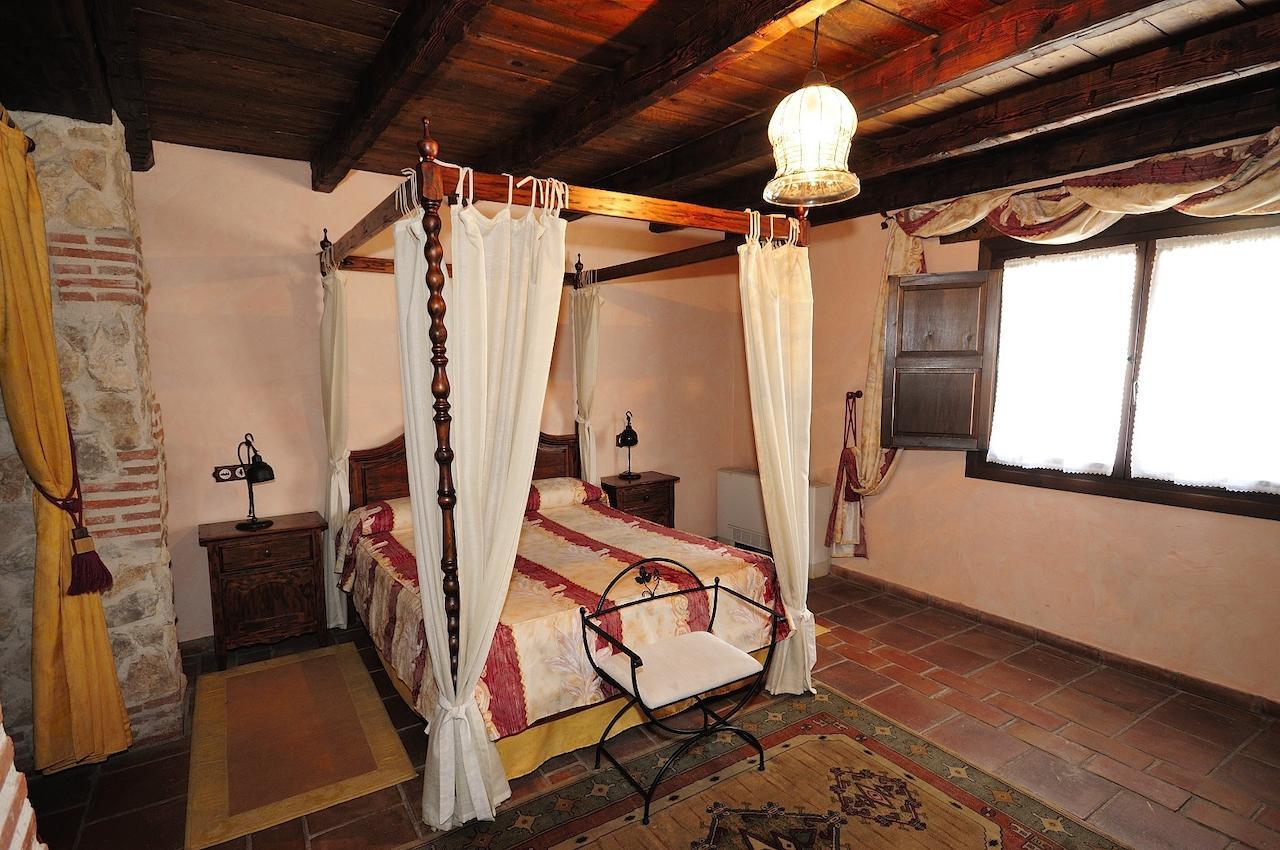 La Posada Ducal Penaranda de Duero Rom bilde
